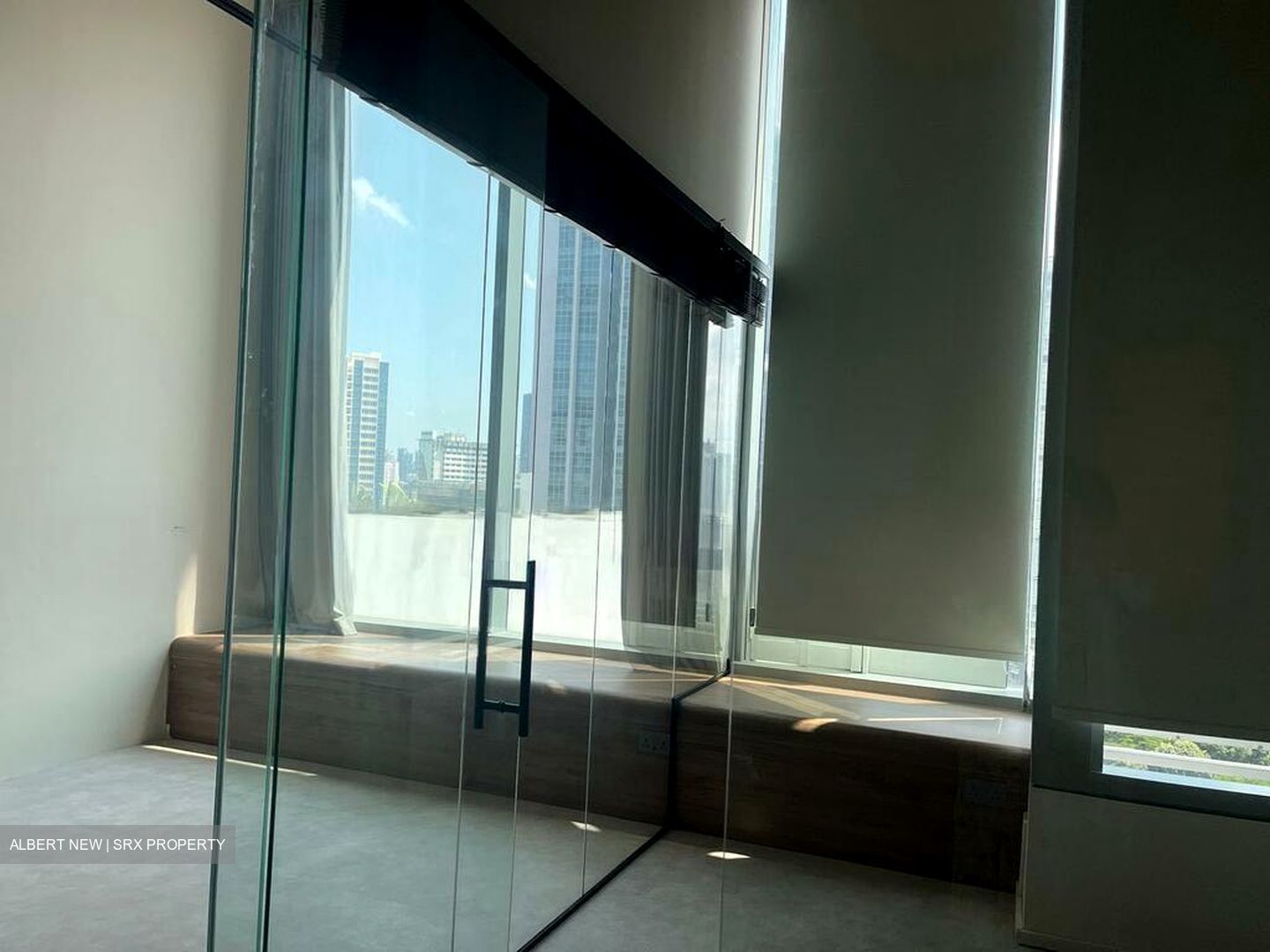 Arc 380 (D8), Office #502836151